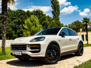 Porsche Cayenne E-Hybrid Coupe Carbon MATRIX LED 470 KS -FACELIFT