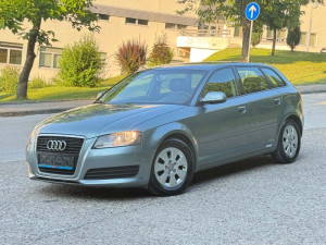 Audi A3 Sportback 1.6 TDI 77KW SENZORI/NAVIGACIJA/KOŽA
