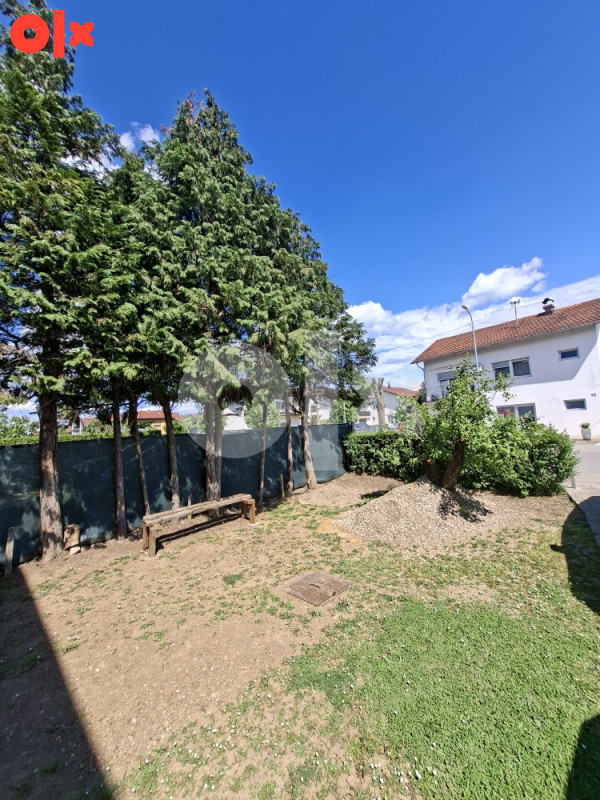 Kuća u centru Laktaša, višespratnica 3