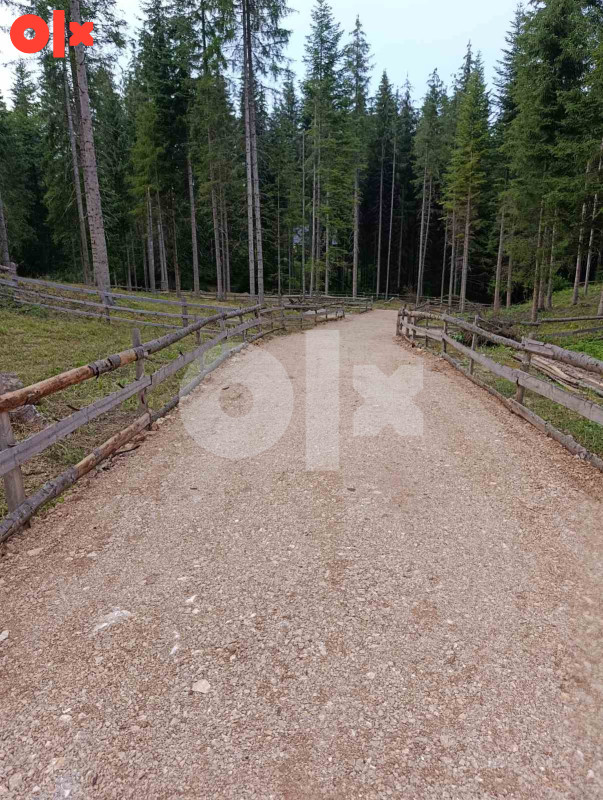 Prodaja zemljišta Nišići ATRAKTIVNA LOKACIJA 10