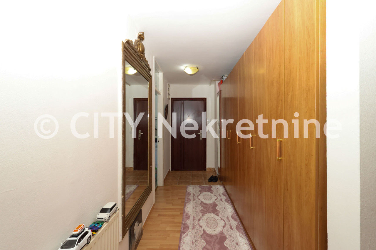 Dvosoban stan - Centar - Koševsko brdo - 56 m2 21