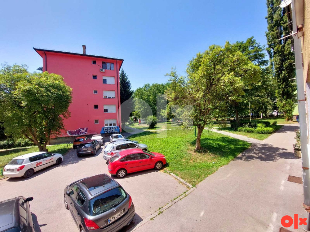 CAPITAL/ Renoviran stan Grbavica/ 47m2/ Kemala Kapetanovića 10