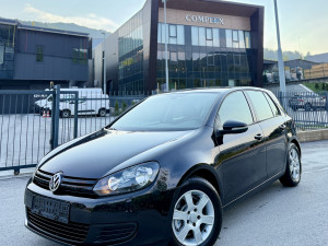 VOLKSWAGEN GOLF 6 2.0 TDI 81KW PRESAO 179.000km  UVOZ TOP STANJE