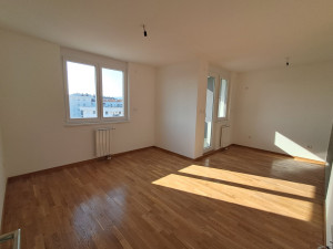 USELJIV dvosoban stan Borik Banja Luka 50m2 photo 1