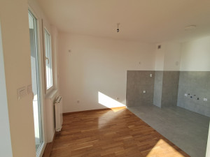 USELJIV dvosoban stan Borik Banja Luka 50m2 photo 2