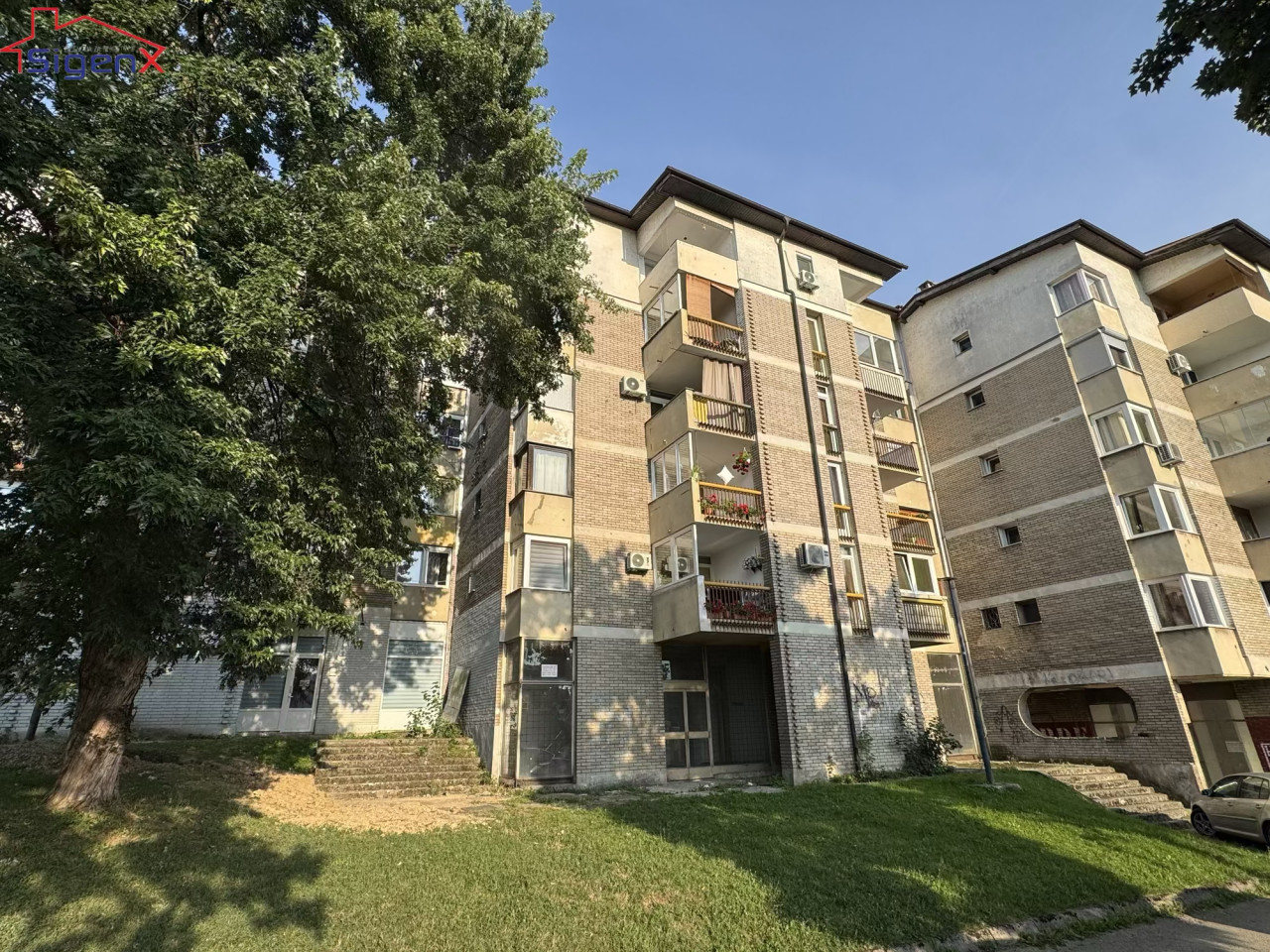 Poslovni prostor/Ilijaš/120m2/frekventna lokacija/višenamjenski