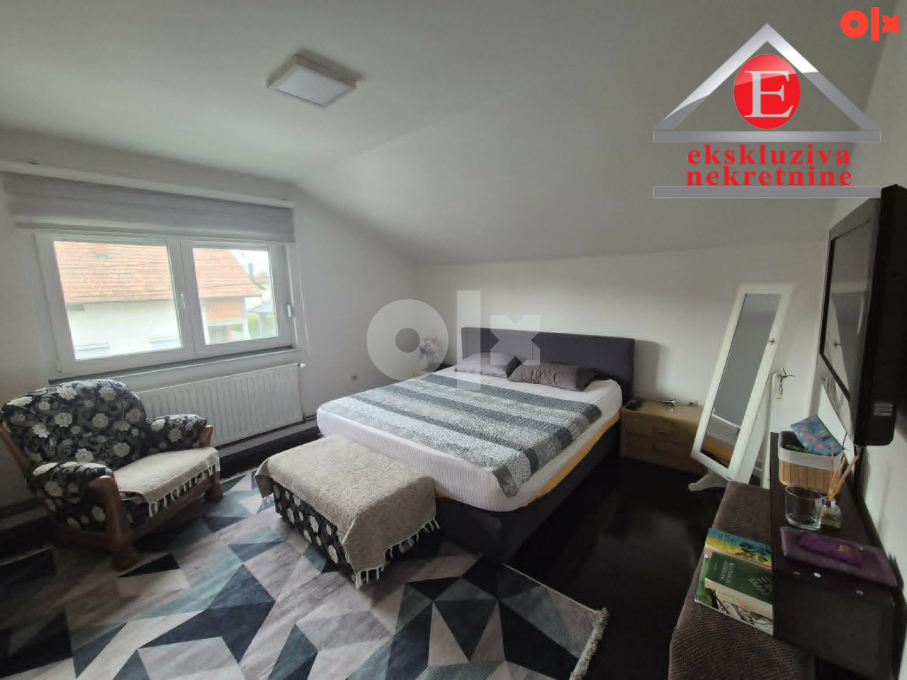 Moderno namještena, renovirana kuća na sprat ID: 4278/DŠ 10