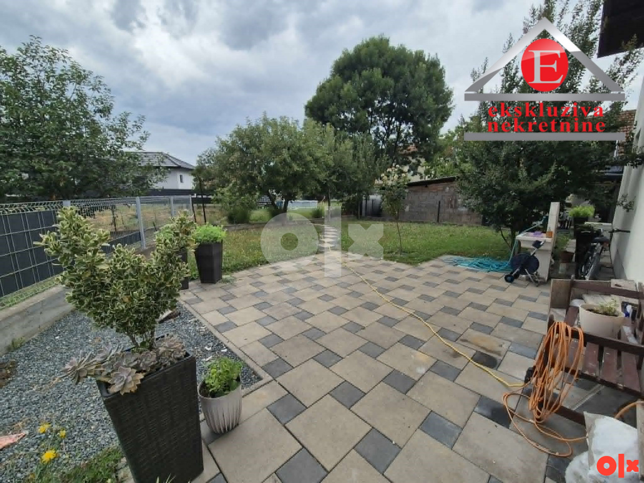 Moderno namještena, renovirana kuća na sprat ID: 4278/DŠ 17