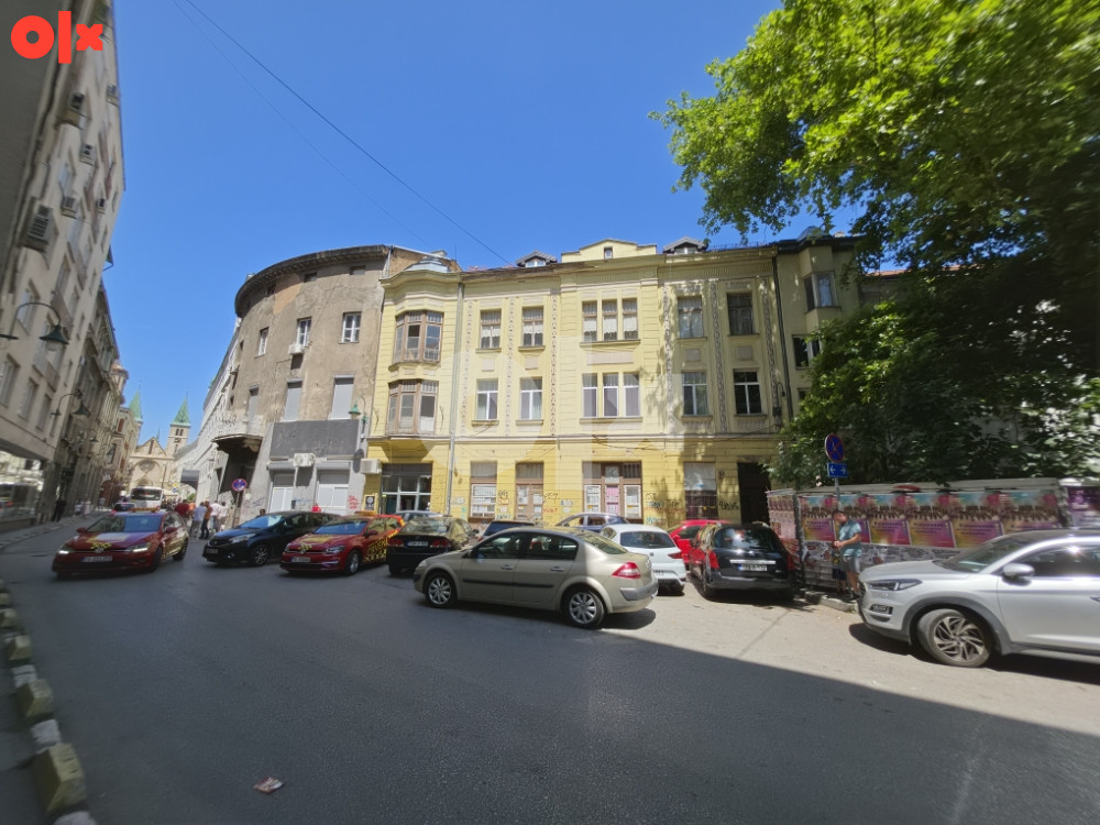 CAPITAL/ Stan-Poslovni prostor/ Čumurija/ 76m2/ 1.sprat 19