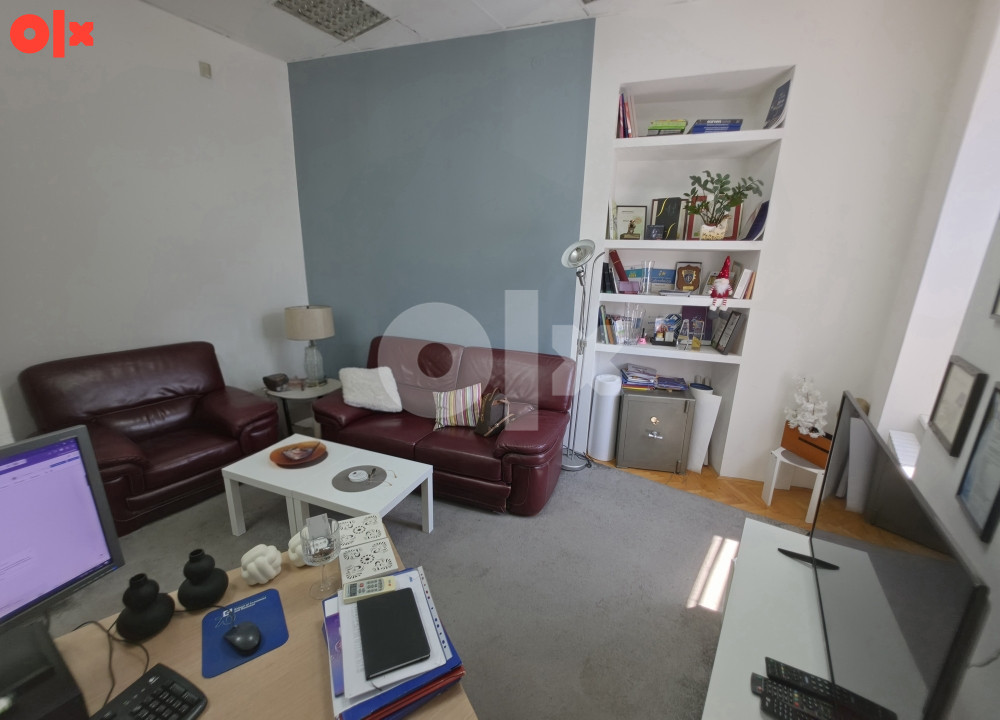 CAPITAL/ Stan-Poslovni prostor/ Čumurija/ 76m2/ 1.sprat 7
