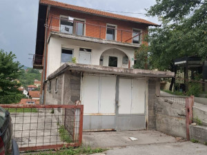 House Hotonj