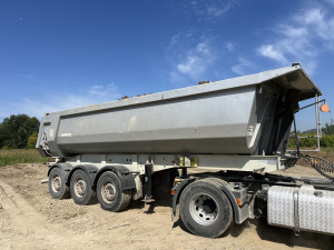 Schwarzmuller kiperka 24m3