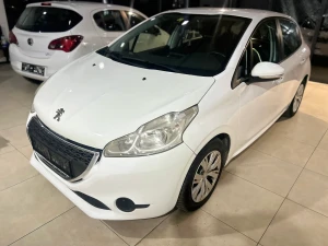 PEUGEOT 208 1.4 VTI, 2012 GOD, NAVIGACIJA,KLIMA