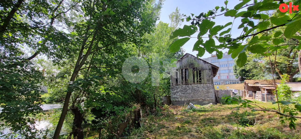 Zemljište Bihać 1100m2 9