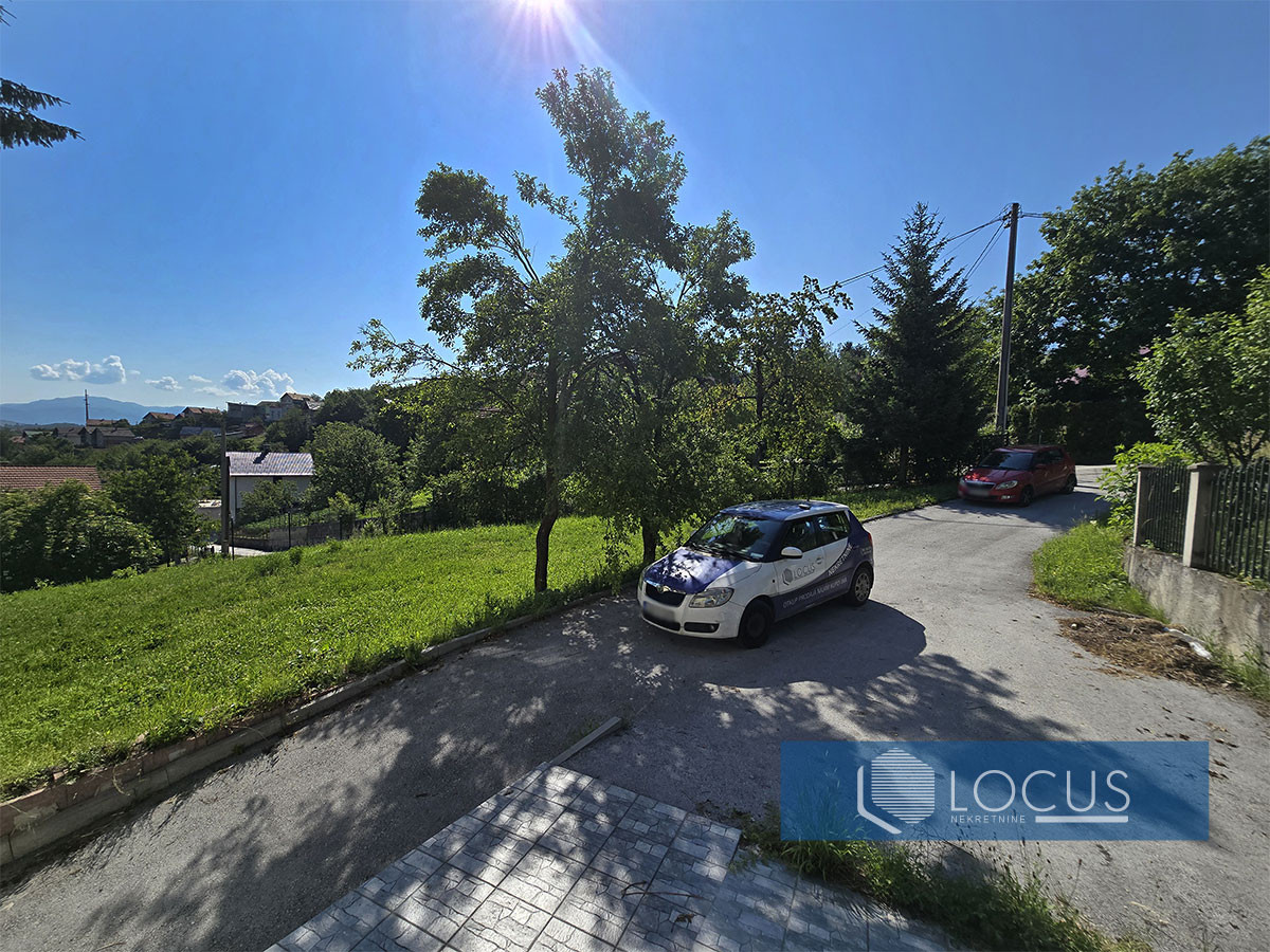 LOCUS: Kuća sa velikim dvorištem, Miševići, Hadžići 8