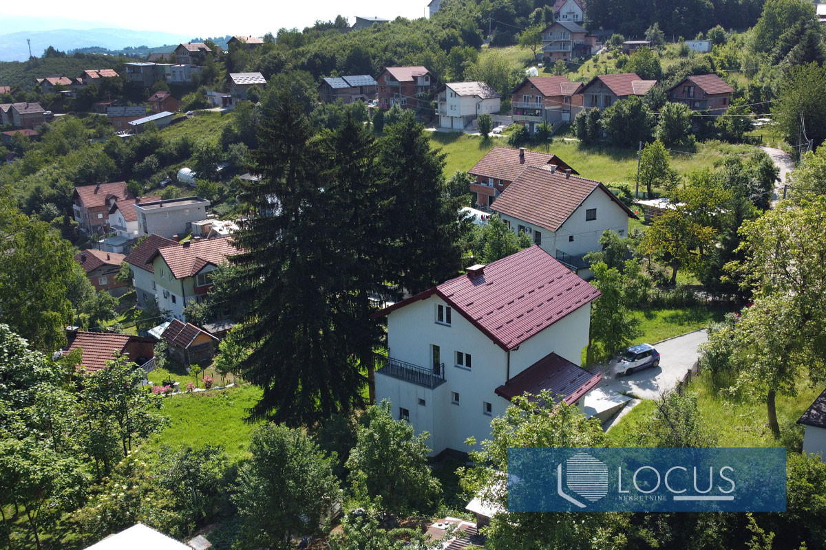 LOCUS: Kuća sa velikim dvorištem, Miševići, Hadžići 12