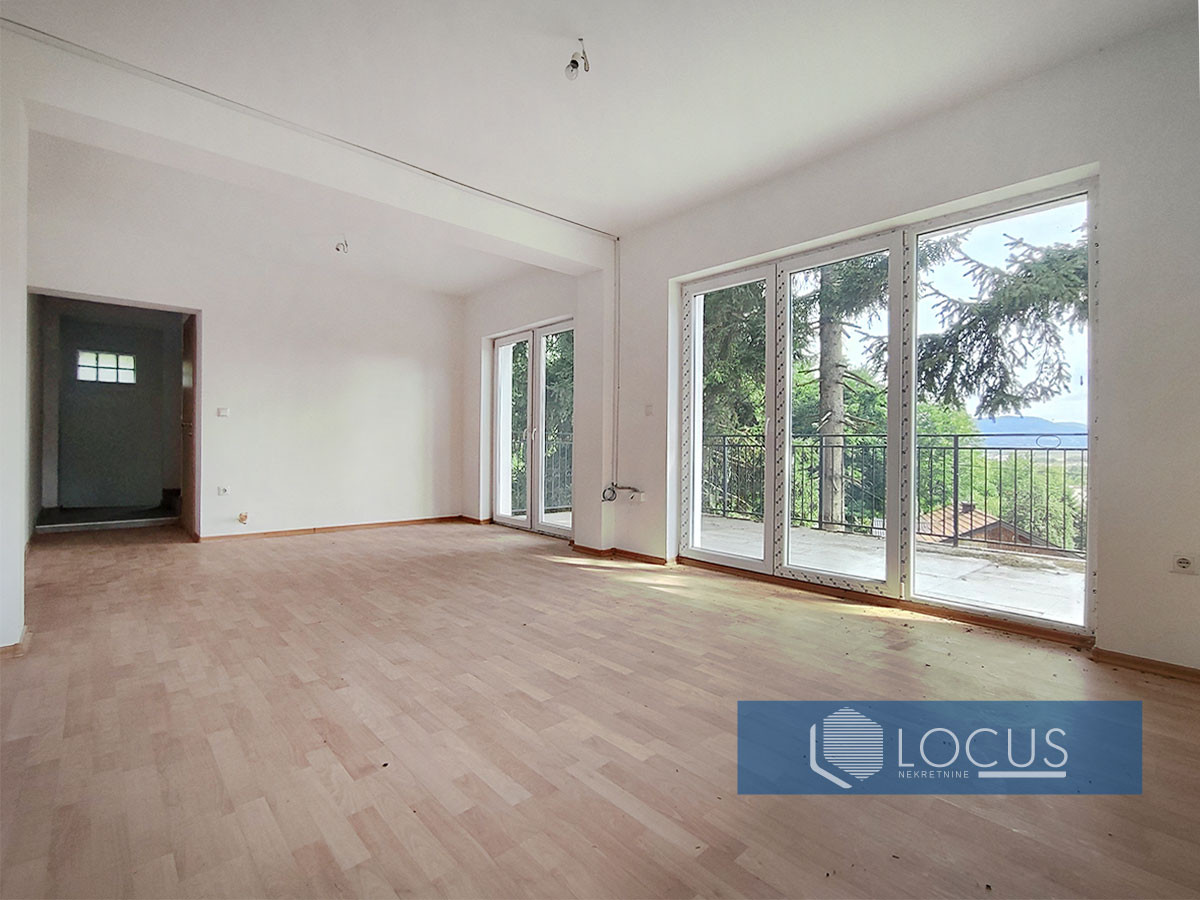 LOCUS: Kuća sa velikim dvorištem, Miševići, Hadžići 16