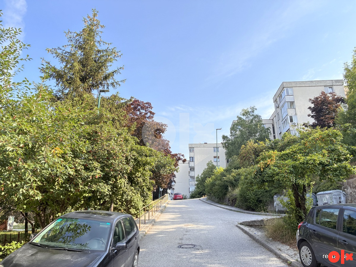 Trosoban stan i garaža prodaja Koševsko brdo Sarajevo photo 3