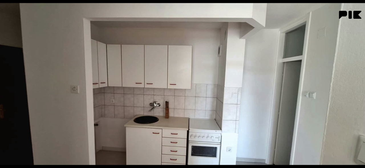 Stan Bihać 42m2 6