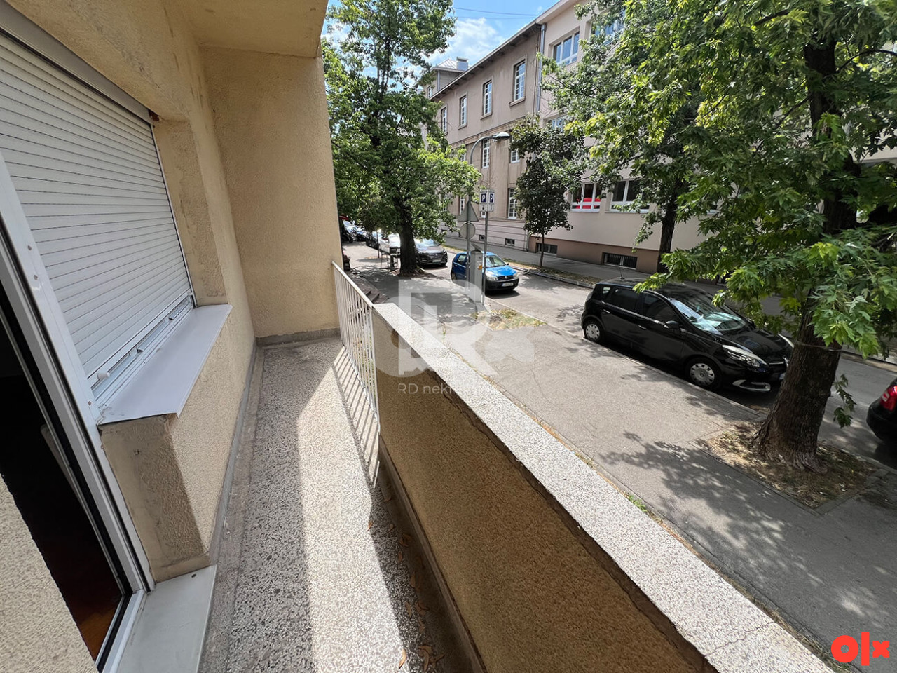Iznajmljuje se poslovni prostor 75 m2, Centar 8