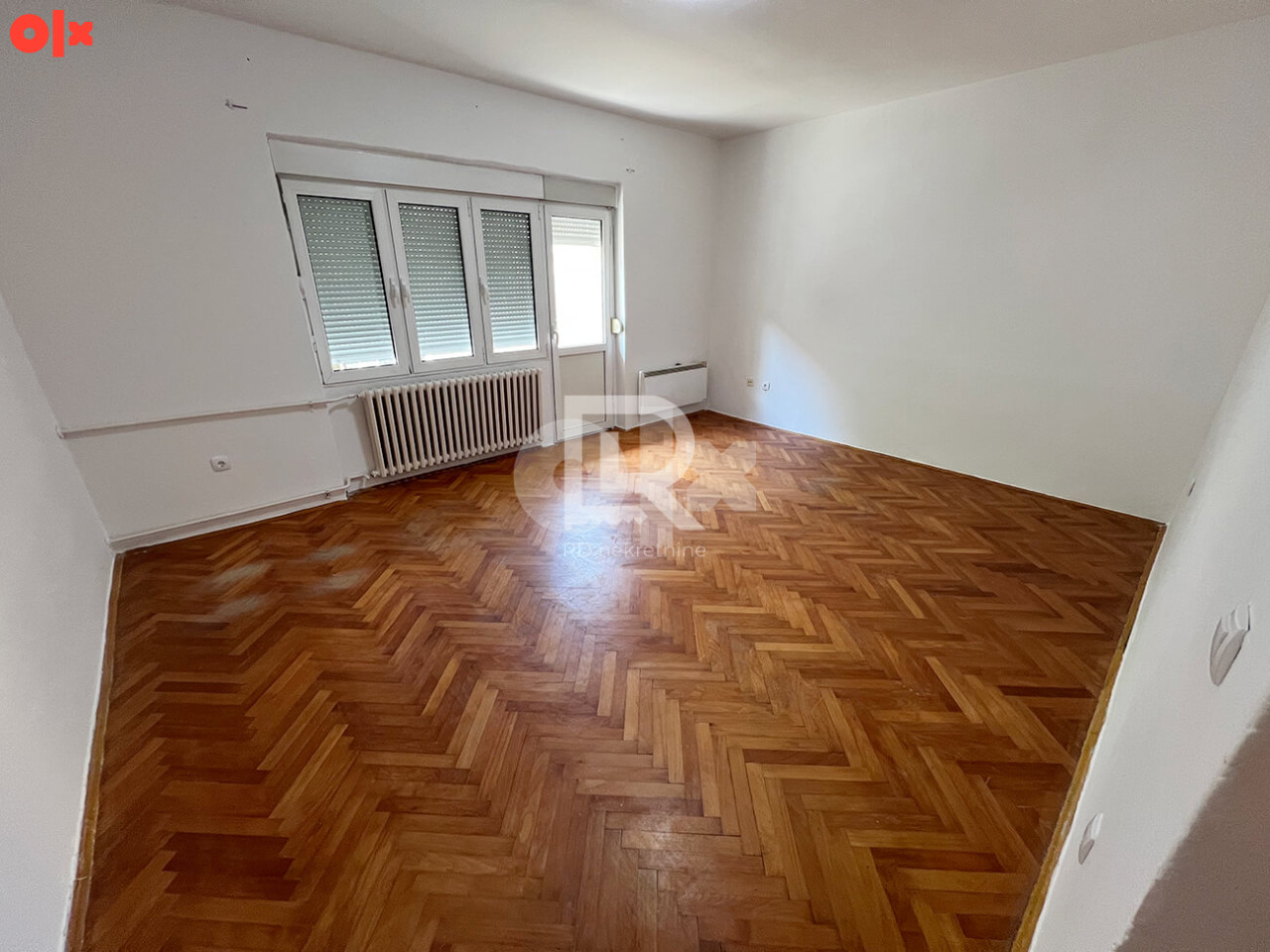 Iznajmljuje se poslovni prostor 75 m2, Centar 9