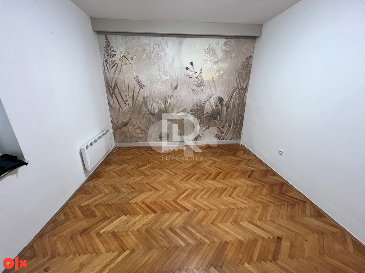 Iznajmljuje se poslovni prostor 75 m2, Centar 12