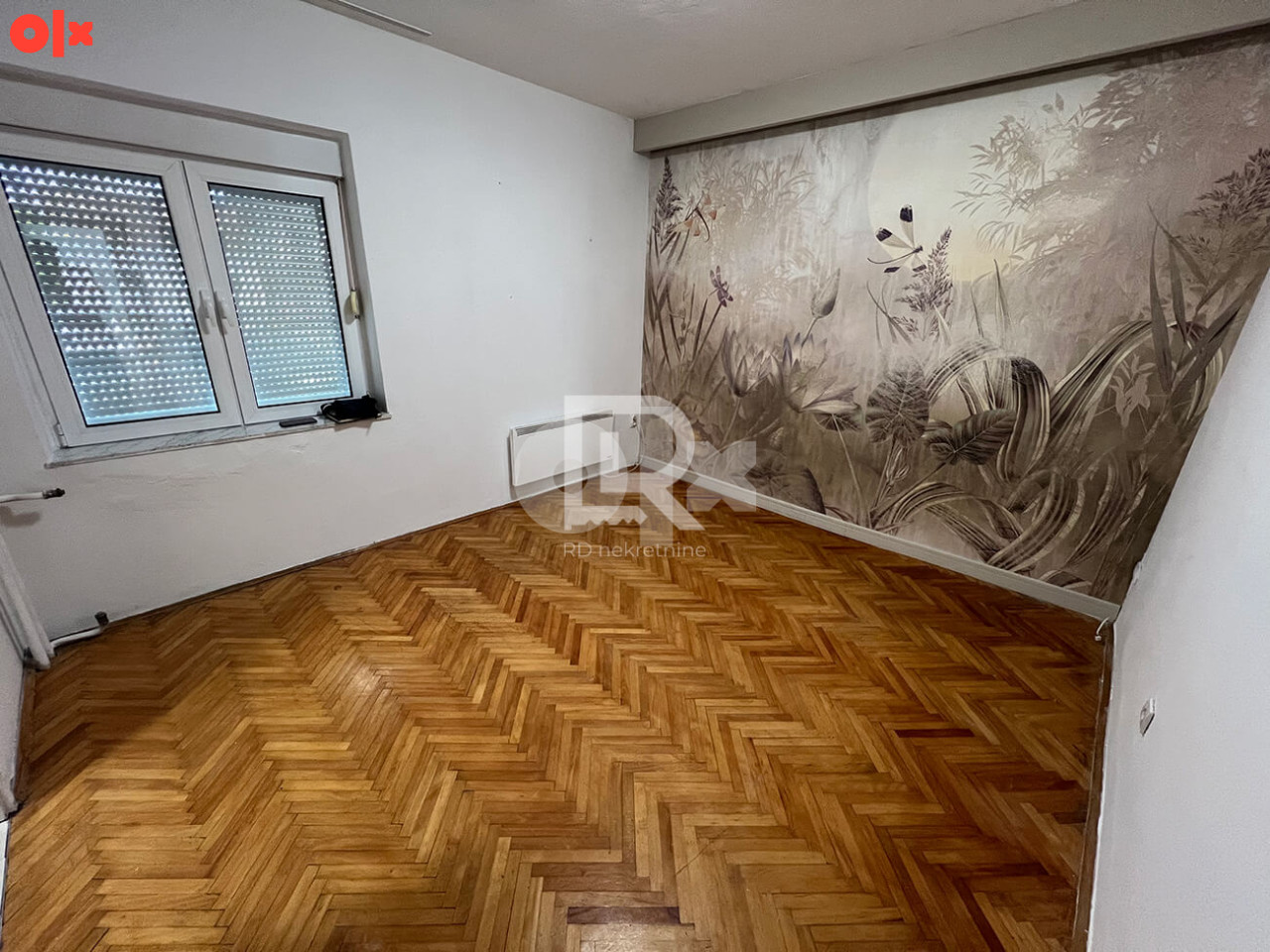 Iznajmljuje se poslovni prostor 75 m2, Centar 13