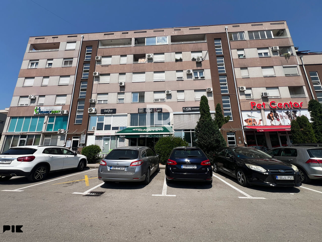 Na prodaju poslovni apartman, 45 m2, ulica Mladena Stojanovića