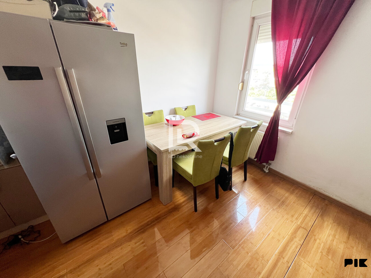 Na prodaju poslovni apartman, 45 m2, ulica Mladena Stojanovića 5