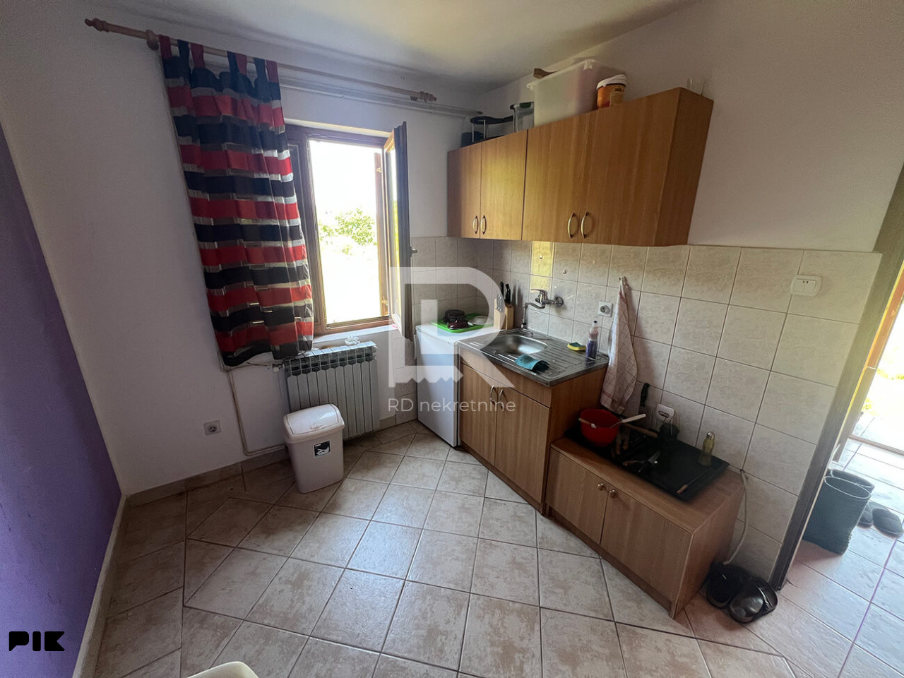 Na prodaju vikendica u Čelincu 40 m2, na placu od 1350 m2 14