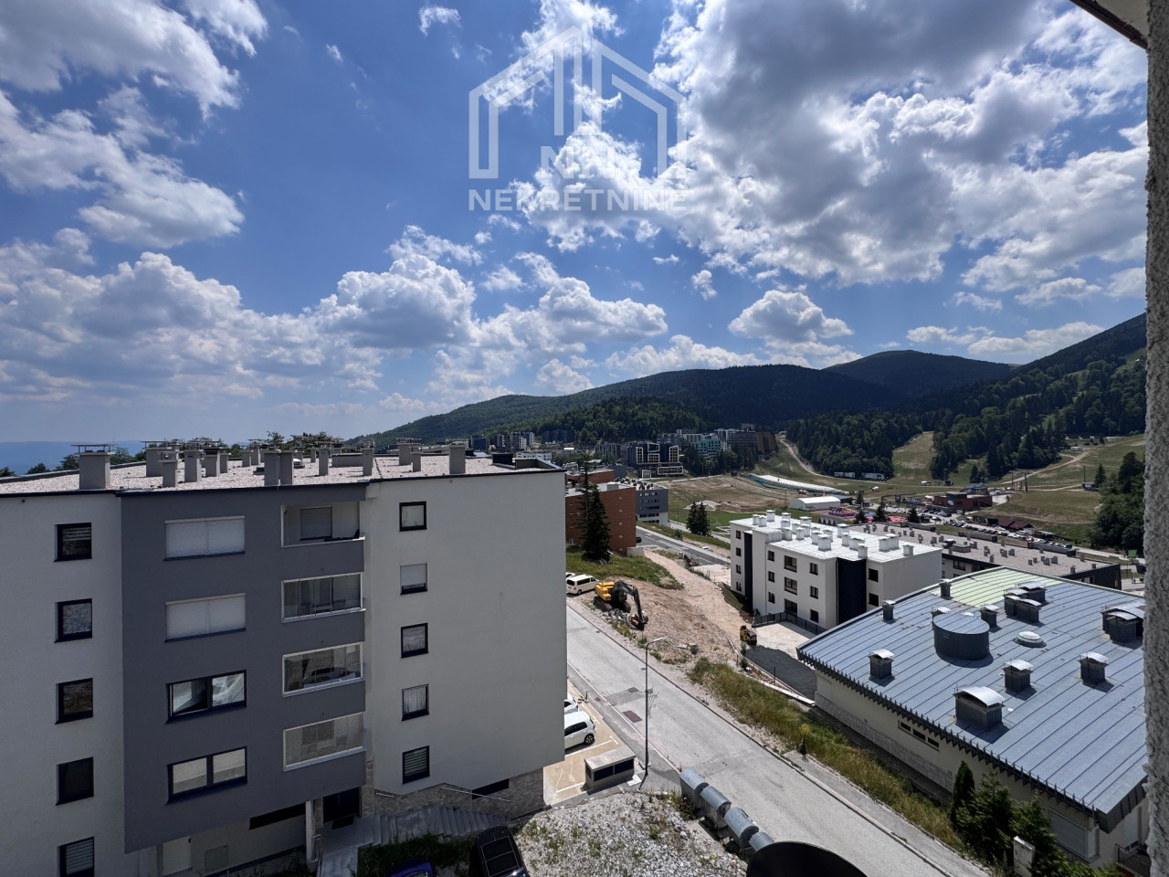 NN Nekretnine : Apartman 80m2 - Bjelašnica 11