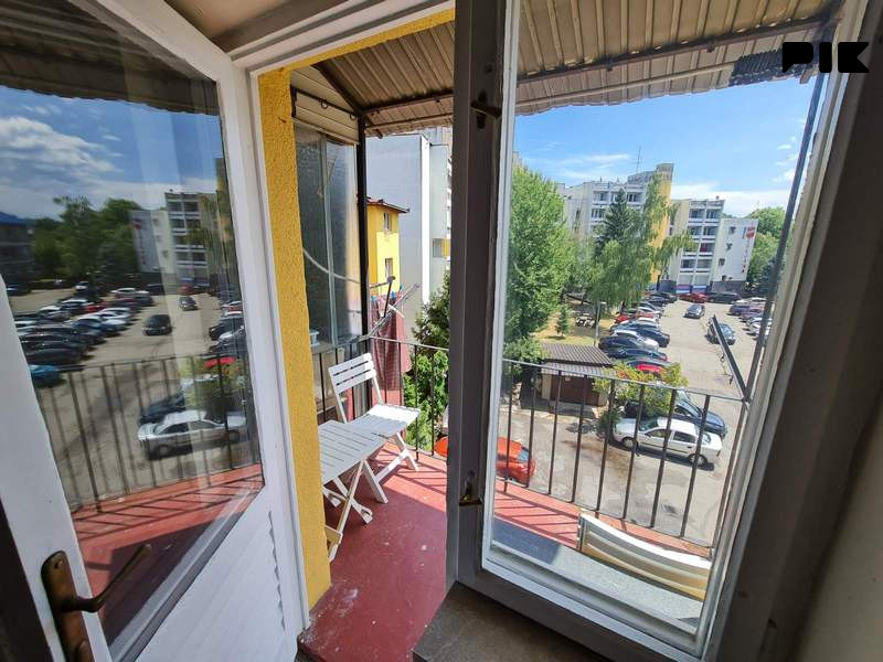 ODMAH USELJIV  - trosoban stan strogi centar Banja Luka 59m2 13