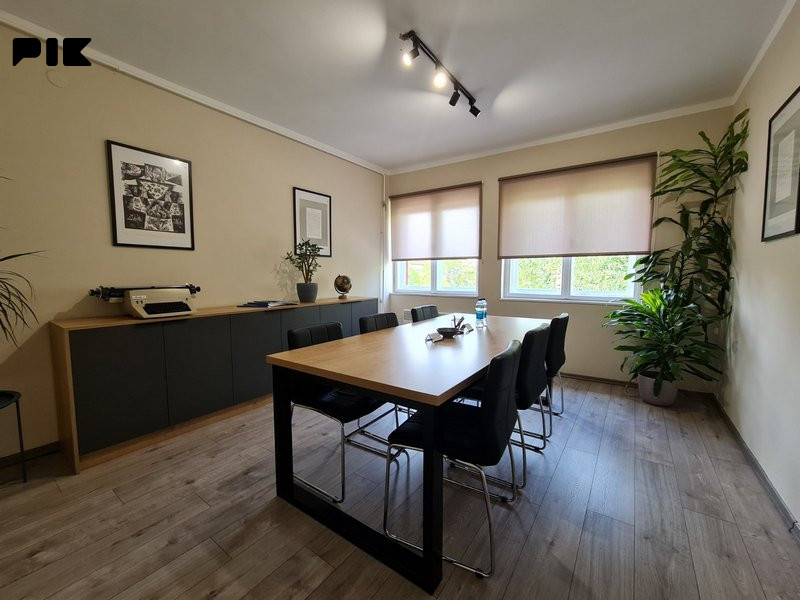 ODMAH USELJIV  - trosoban stan strogi centar Banja Luka 59m2