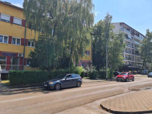 ODMAH USELJIV  - trosoban stan strogi centar Banja Luka 59m2 photo 5