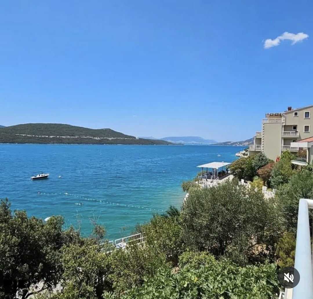 LUKSUZNA VILA 400 m2 - 8 APARTMANA - VLASTITA PLAŽA - NEUM SURDUP 6