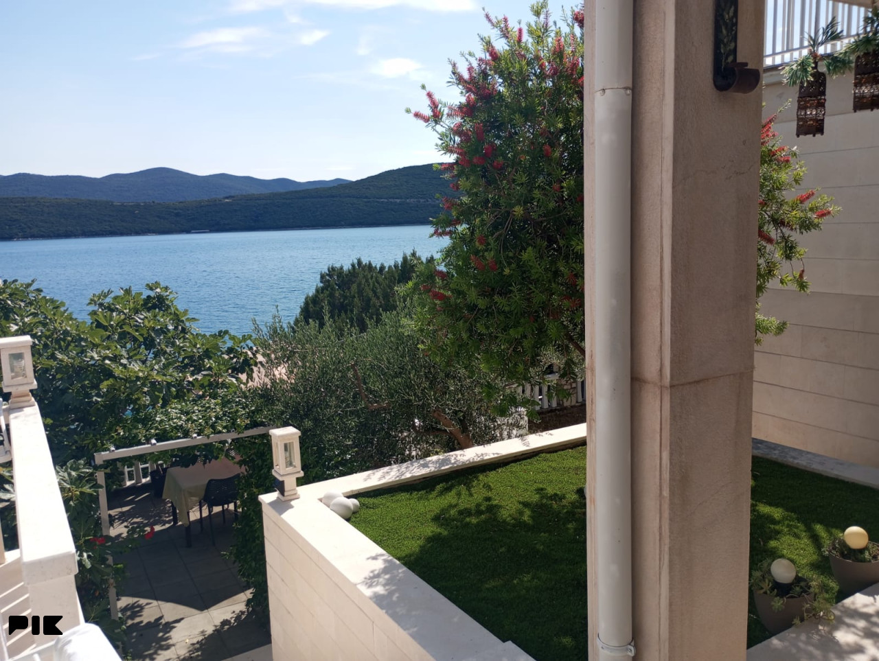 LUKSUZNA VILA 400 m2 - 8 APARTMANA - VLASTITA PLAŽA - NEUM SURDUP 10
