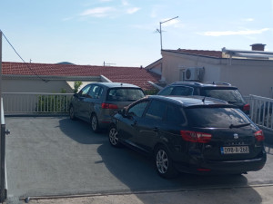 PRODAJA - LUKSUZNA VILA 400 m2 - 8 APARTMANA - NEUM SURDUP photo 2