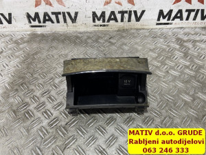 Pepeljara Mercedes E klasa w211 2007 A2116802852 PEP82