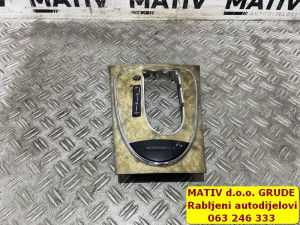Plastika oko mjenjača Mercedes E klasa w211 2007 A2118