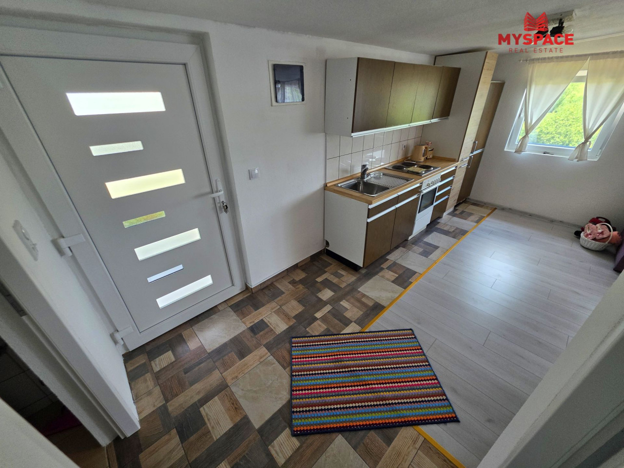 MY SPACE/ Zemljiste sa vikendicom/ Nisici/ 700 m2 7