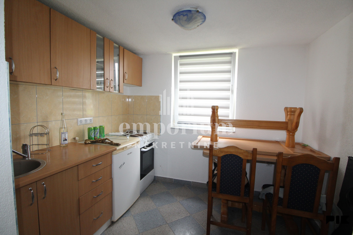 Useljiva kuća sa garažom u naselju Prijedor ID: 2756/BN 10