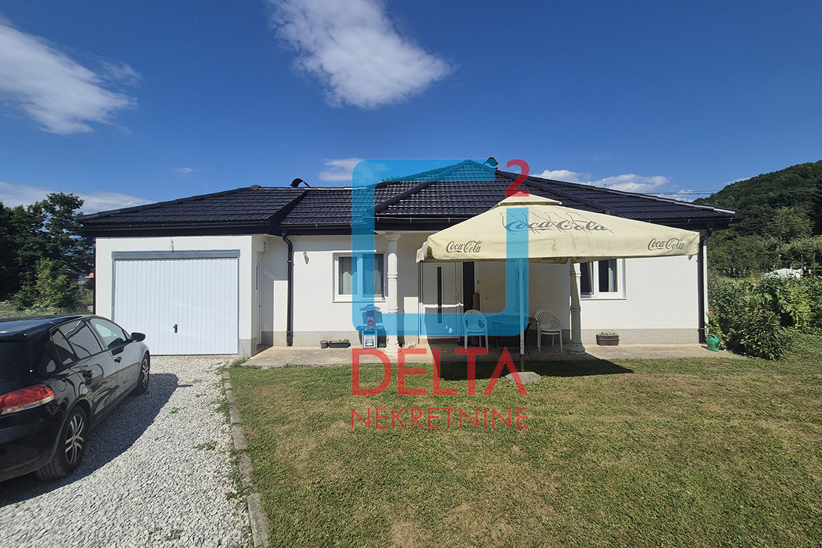 Kuća 136m2 / na parceli 3322m2 / garaža / Donja Bioča / Ilijaš