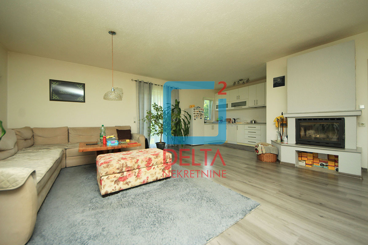 Kuća 136m2 / na parceli 3322m2 / garaža / Donja Bioča / Ilijaš 4