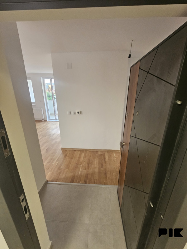 Stan Istočno Sarajevo Novogradnja 61m2 kod Tropica i Vlade RS 3