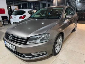 Volkswagen Passat 2011 VW PASSAT B7 2.0 TDI DSG,2011 GOD,ALU