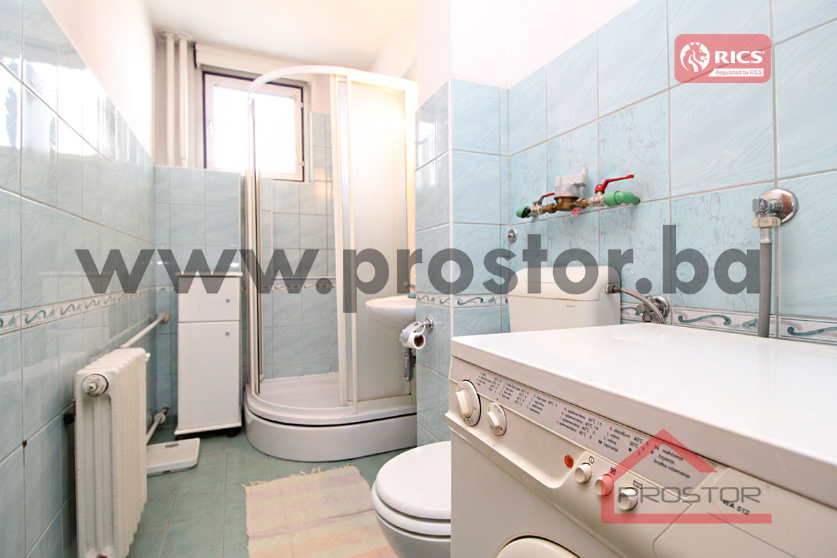PROSTOR prodaje: Dvosoban stan, 44m2, Centar 10