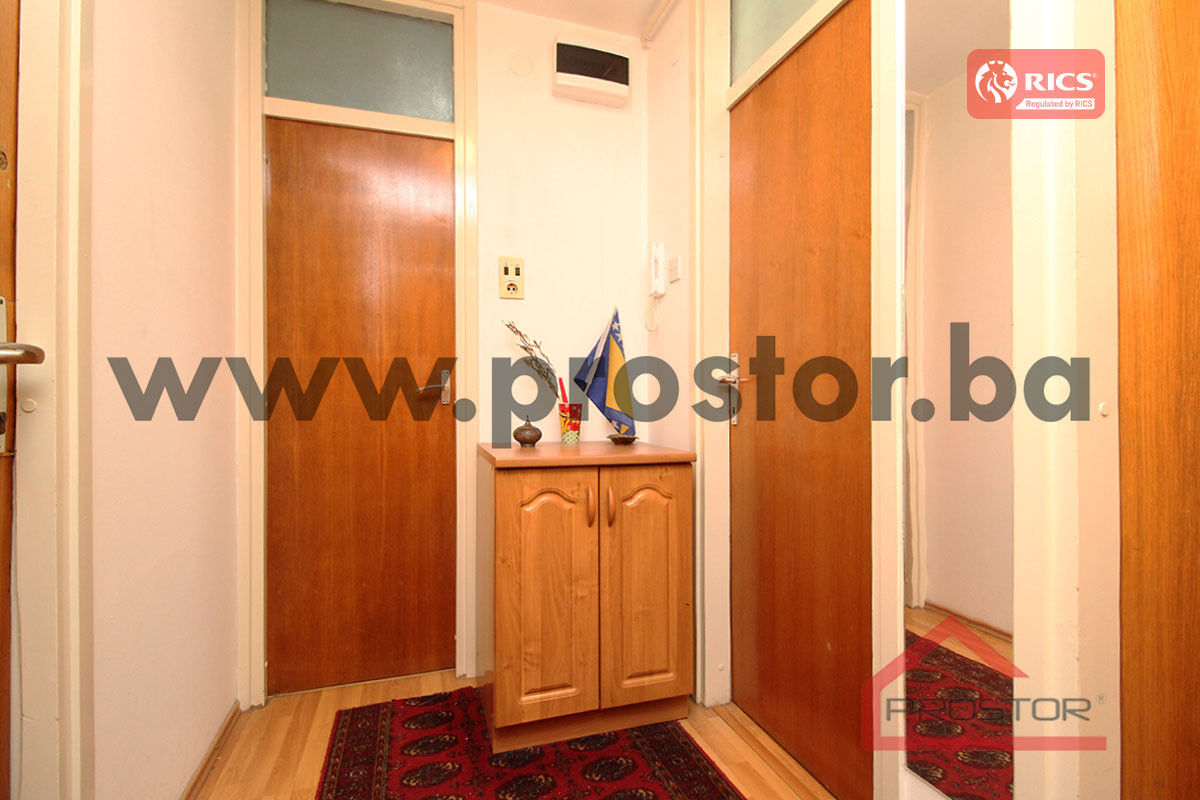 PROSTOR prodaje: Dvosoban stan, 44m2, Centar 12