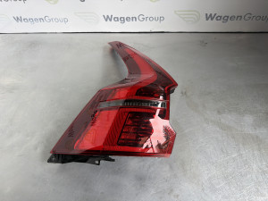 Stopa Volvo XC60 2025 (fotografija 5)
