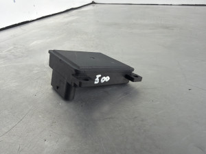Radar senzor Audi A3 8Y 2022 (fotografija 2)