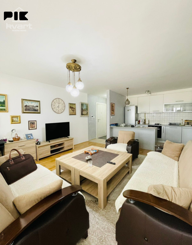 Stan i garaža Vogošća - 56 m2 | Kvart Nekretnine photo 2